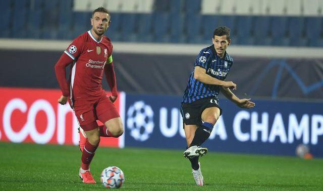  甘冈定位球防守漏洞百出，连续两场因角球失分