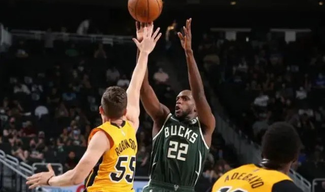  拉文压哨三分绝杀，公牛险胜奇才保留季后赛希望