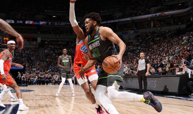  戈贝尔两双加五盖帽森林狼大胜雷霆巩固排名  